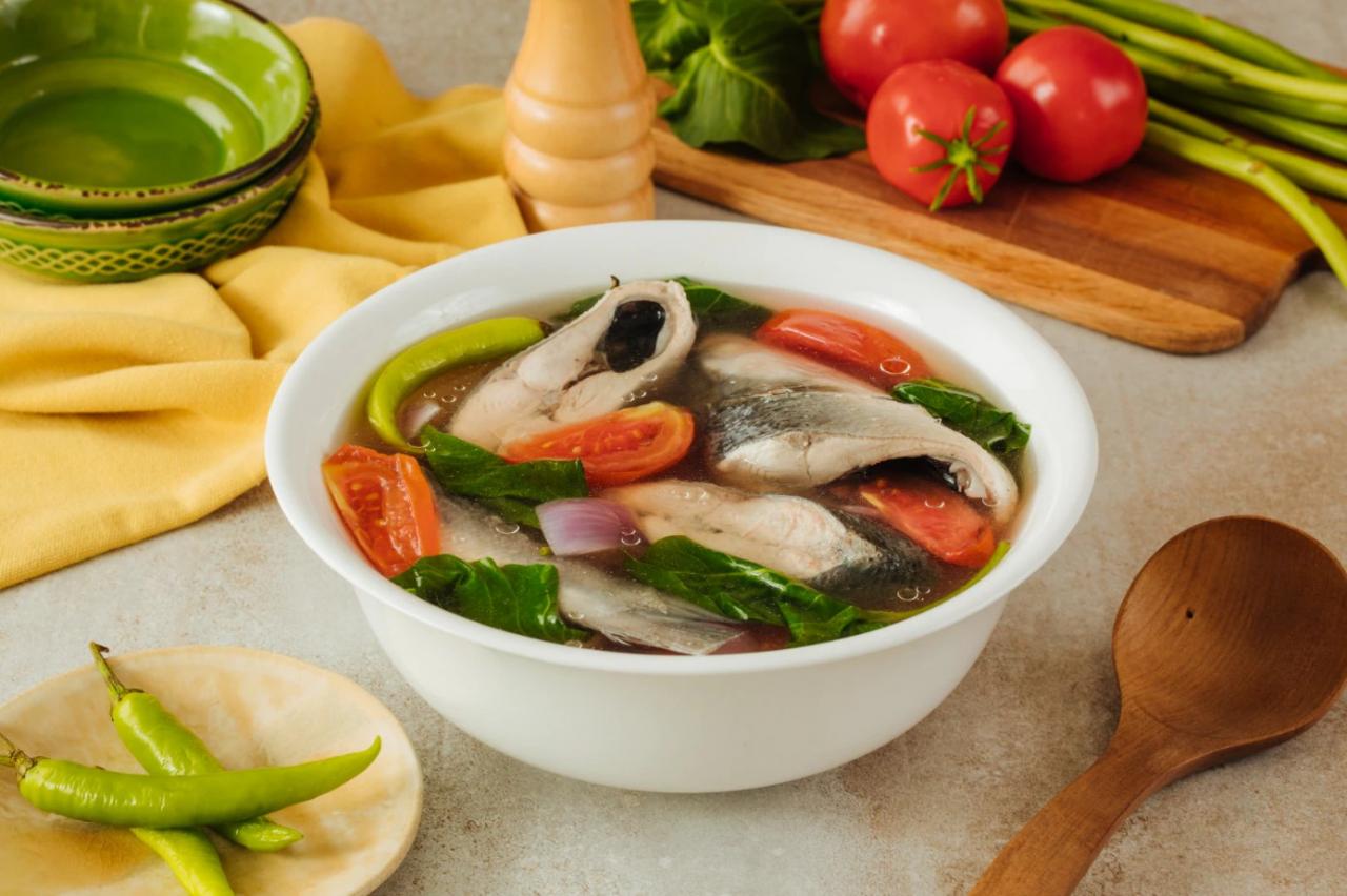 How to cook sinigang na bangus filipino style